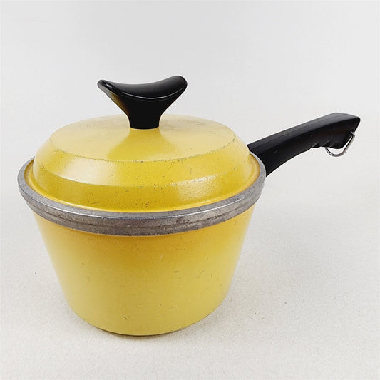Vintage Bright Yellow Club Small Aluminum Sauce Pan 1 Qt Cookware - 5 1/2" dia