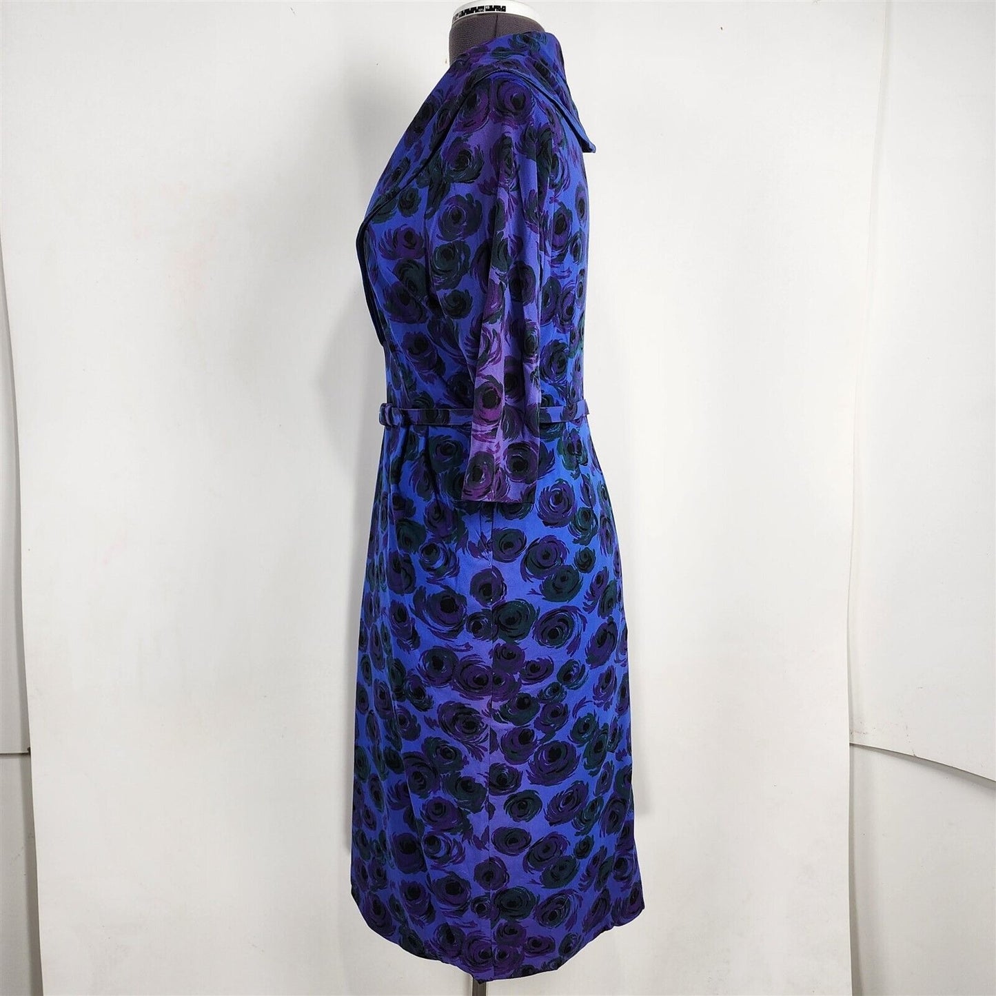 Vintage 1960s/70s Blue & Purple Jersey Knit Floral Print Dress w/ Belt
