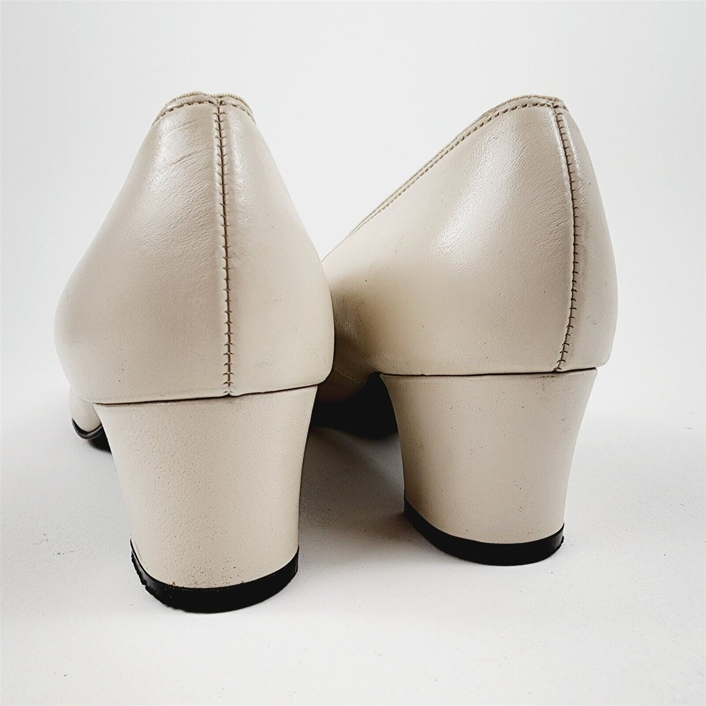 Vintage Selby Beige Gray Leather Pumps Heels Shoes Womens Size 7.5