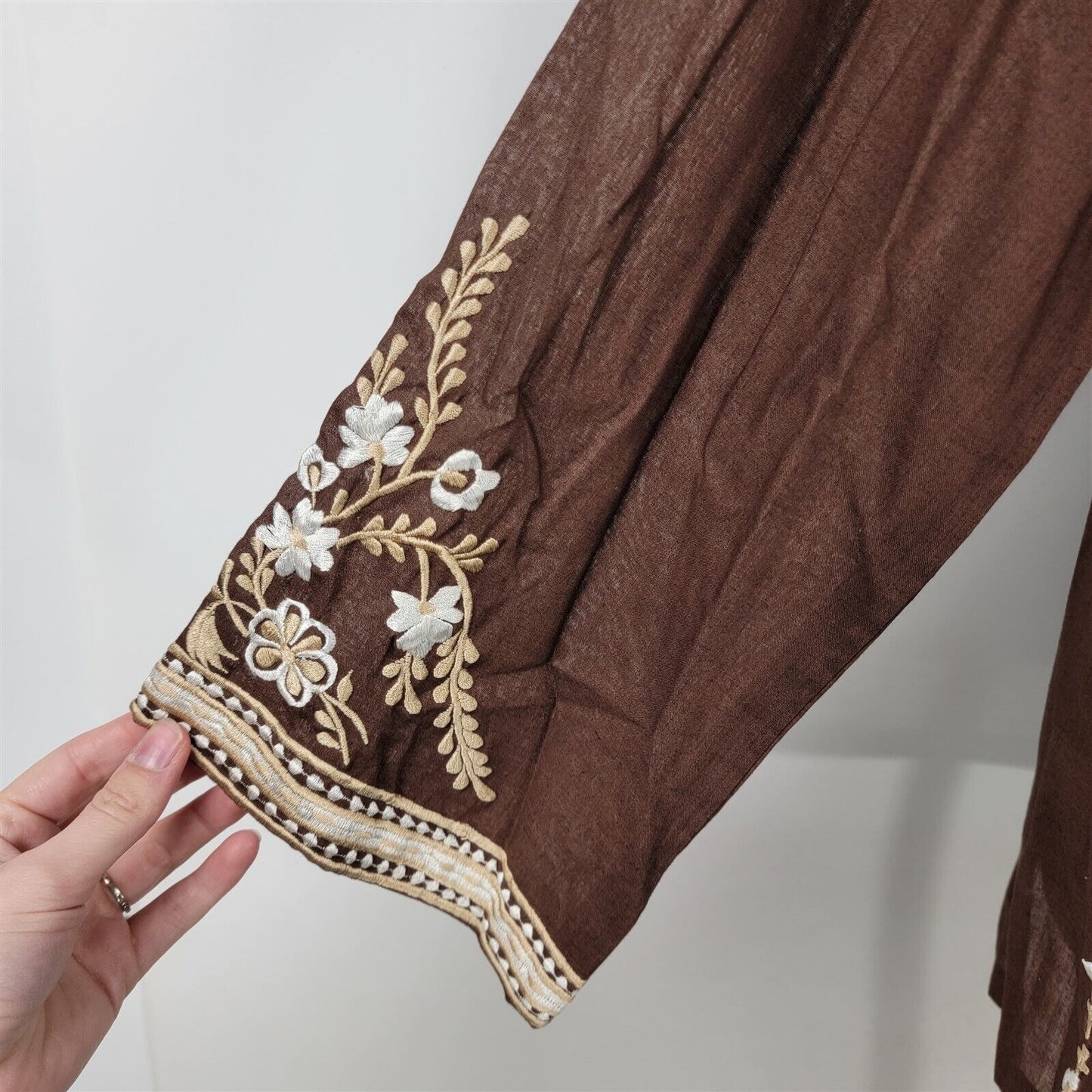 Vintage 1970s Brown Floral Embroidered Long Sleeve Blouse Womens L