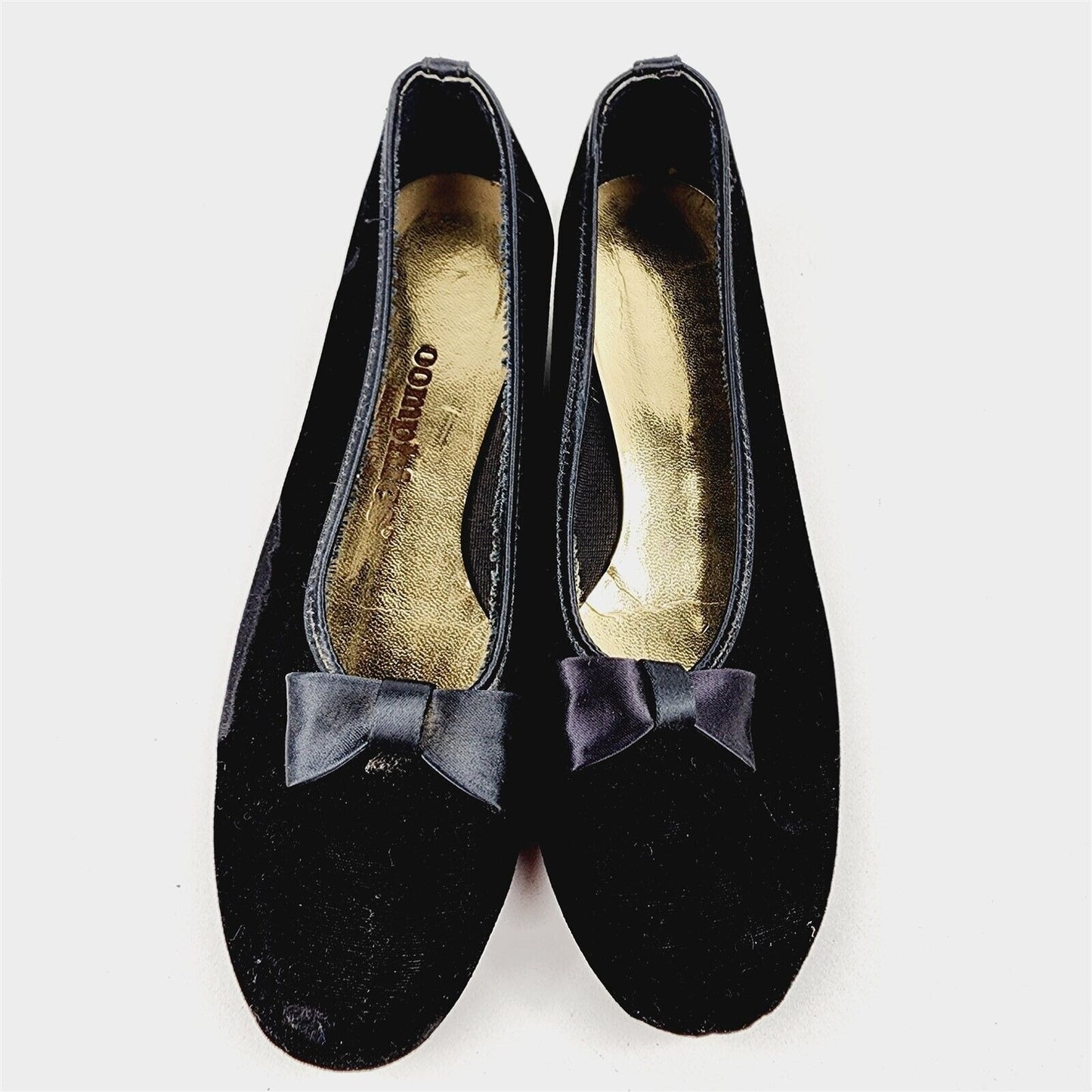 Vintage Oomphies Black Velvet Slippers House Shoes Bow Womens Size 7