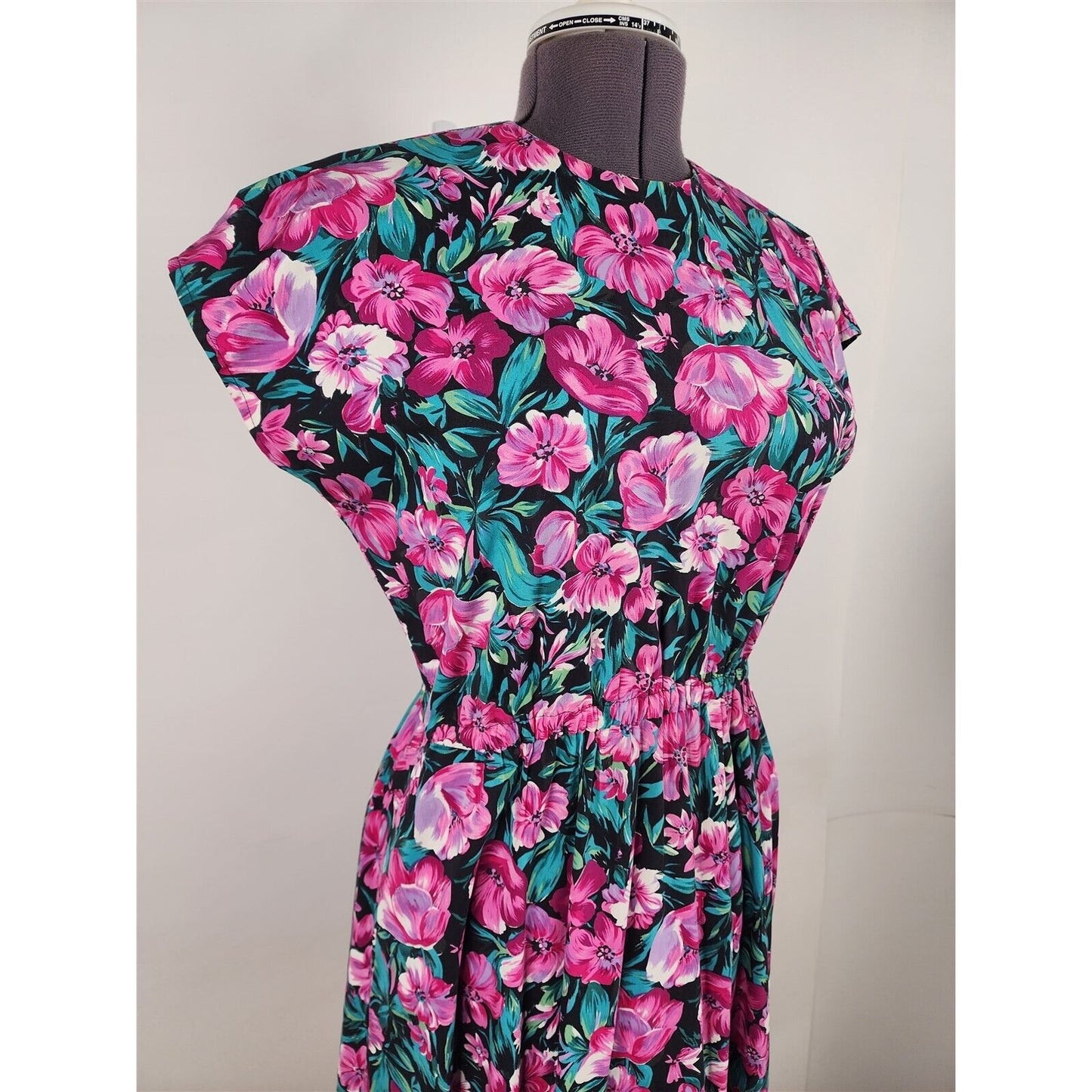 Vintage Handmade Pink Black Floral Dress Short Sleeve Womens M