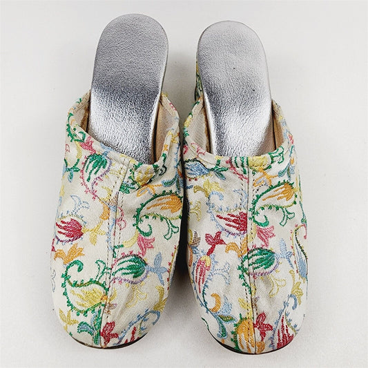Vintage Gustave Cream Colorful Embroidered Slip On House Shoes Womens Size 7/7.5