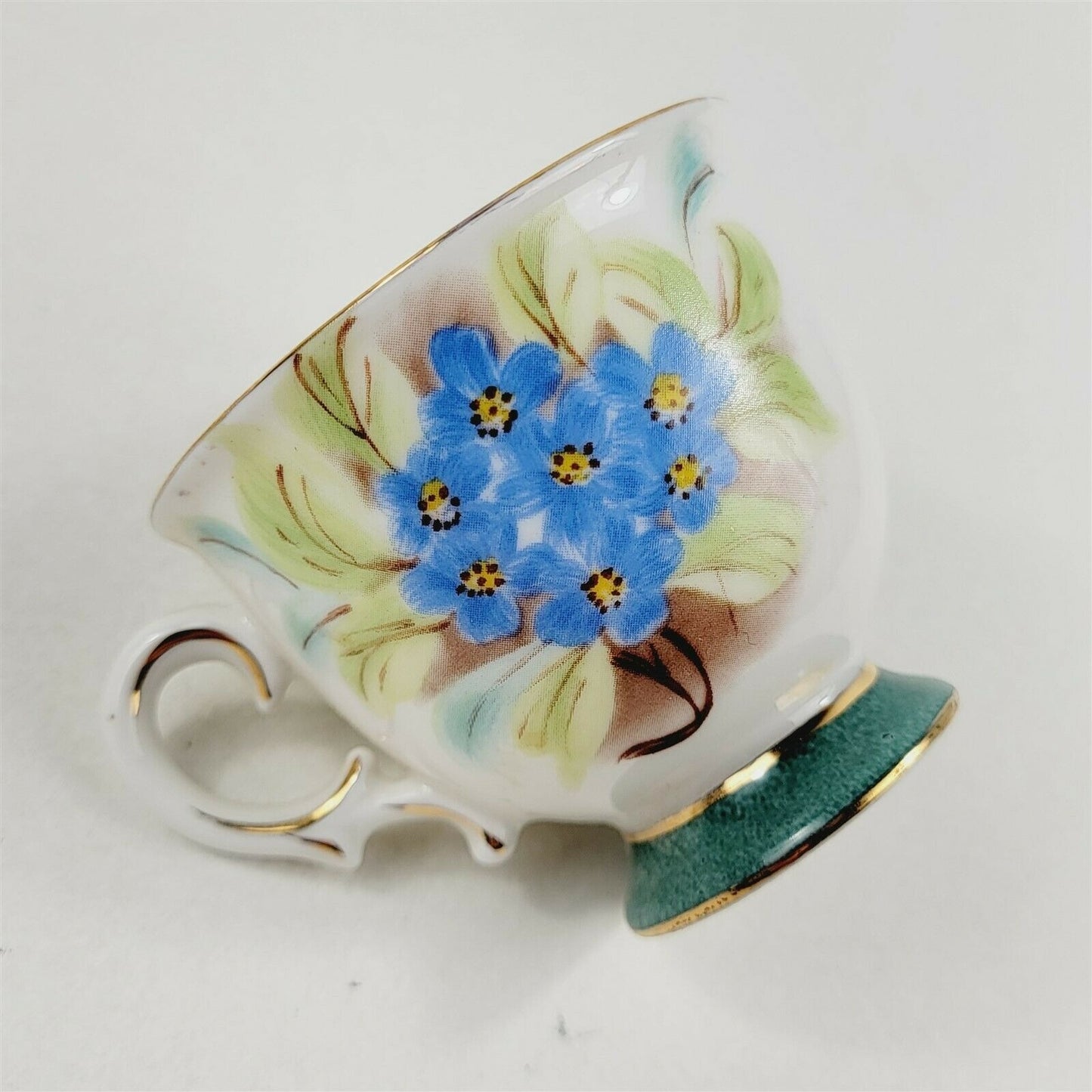Hong Sheng Blue Floral Decorative Tea Cup & Saucer